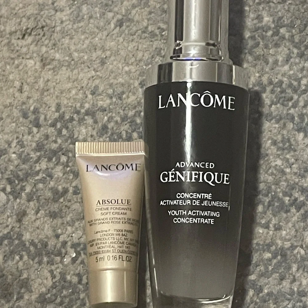 Lancome Advanced Génifique Serum - Black and Silver - Picture 1 of 3